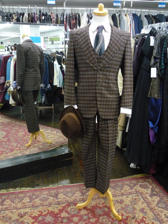 Gangster 3-piece Suit brown check.jpg
